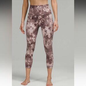 NWT!🍋🍋Lululemon Align High Rise Crop 23”🍋🍋. Size 8. Diamond Dye